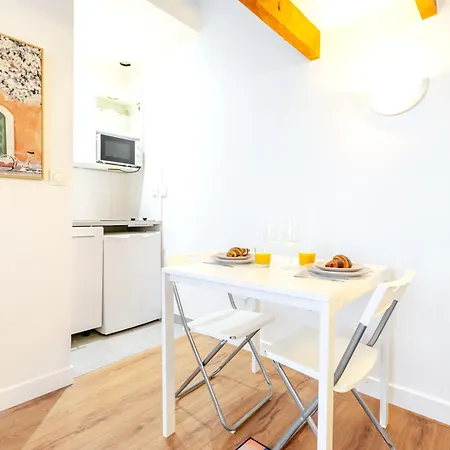 Cool Avec Mezzanine 17eme Arrondissement Apartment