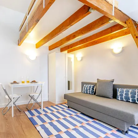 Cool Avec Mezzanine 17ème Arrondissement Parigi