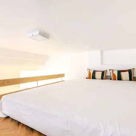 Cool Avec Mezzanine 17ème Arrondissement * Parigi