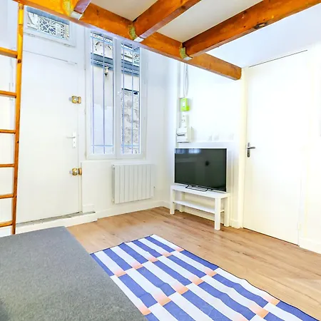 Appartamento Cool Avec Mezzanine 17ème Arrondissement